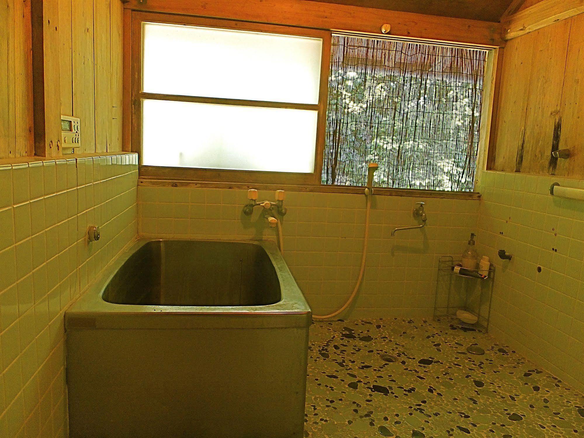 Kominka Sharehouse Hooju Miyazaki Exteriör bild